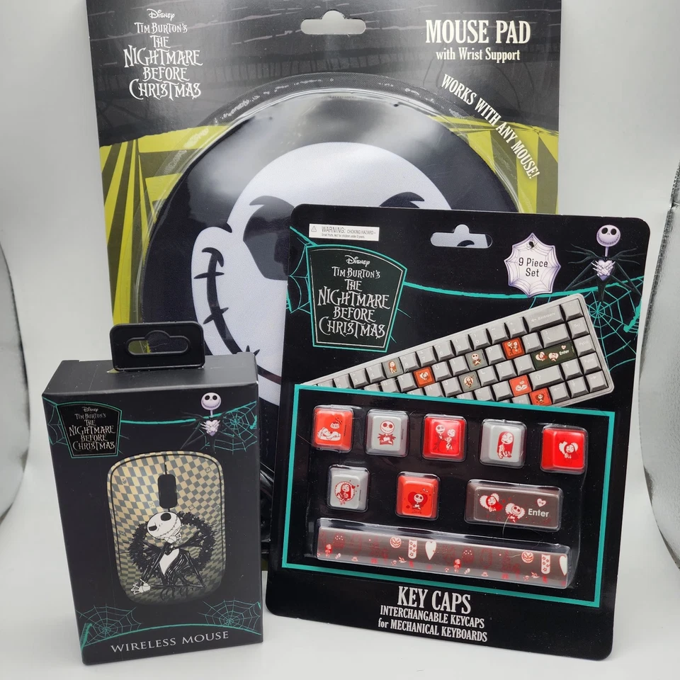 Nightmare Before Christmas Gift Set – Mouse, Pad & Keycaps – Ready to Gift - Image 4 of 4