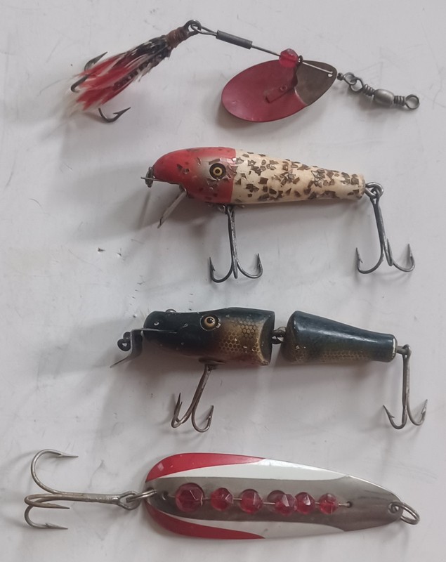 4 Vintage Fishing Lures: CCB Co Wood Jointed Minnow Waterwitch Pflueger Palomine