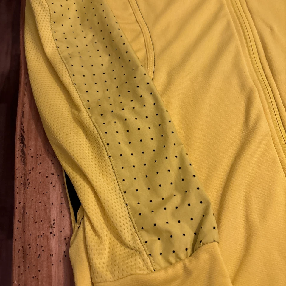 Jaqueta de corrida Adidas Performance masculina tamanho médio amarela e preta - Imagem 3 de 4