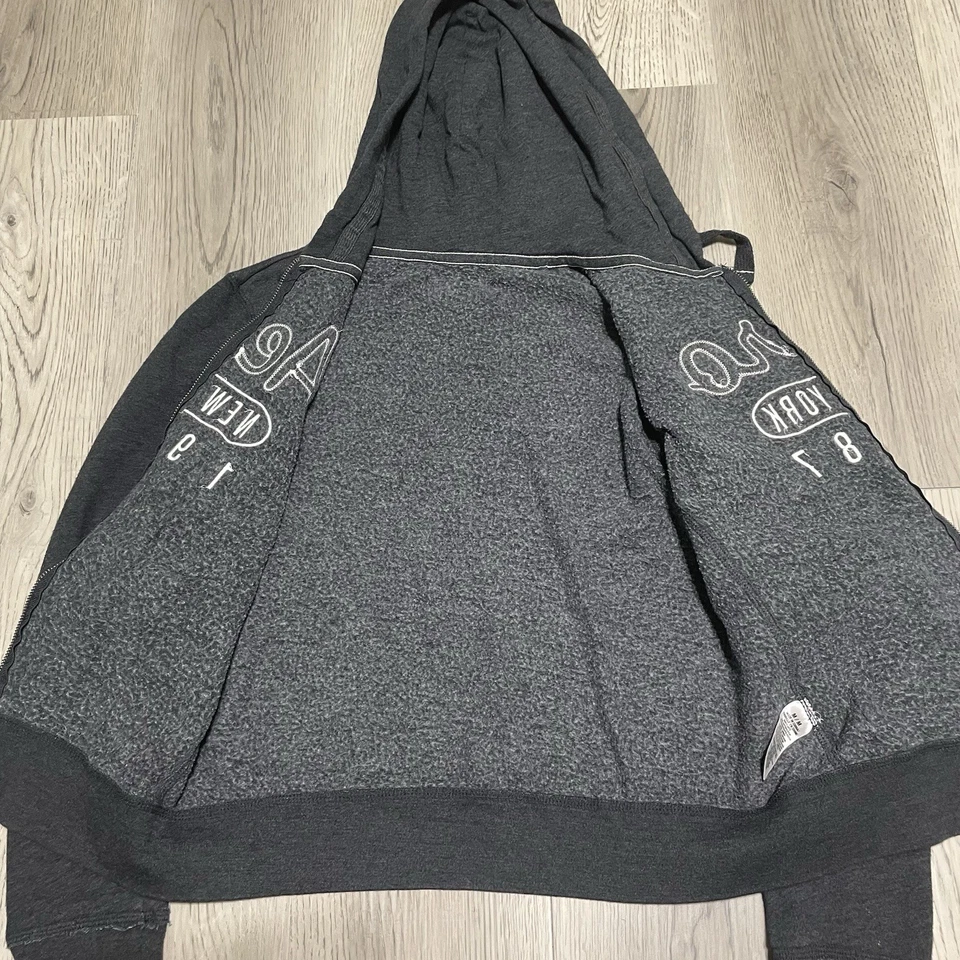 Sudadera con Capucha Y2K Aeropostale Para Mujer Gris Medio Sudadera con Cremallera (Crebilla Rota) Foto 3 de 4