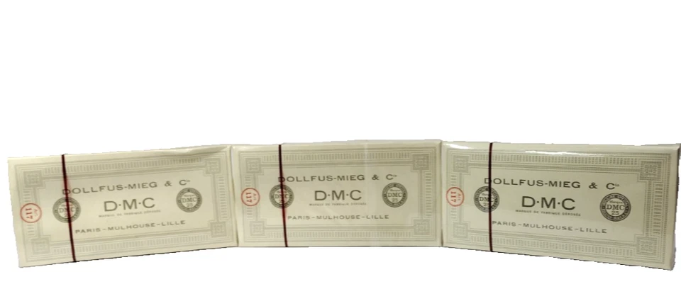 Vintage Dollfus-Mieg DMC #469 Cotton Embroidery Thread Green 24 Skeins France Bx - Image 3 of 4