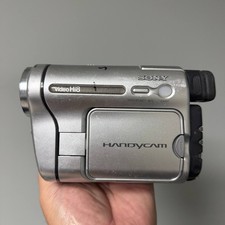 Sony Video Hi8 Handycam CCD-TRV 20x Zoom Untested No Battery