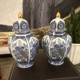 Jamestown China Royal Peacock Blue & White Lidded Ginger Jars Pair