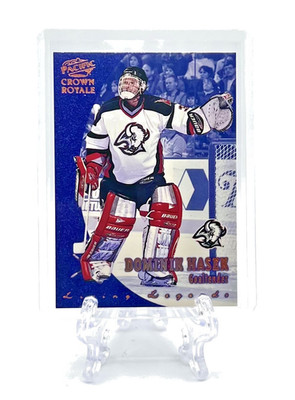 DOMINIK HASEK 1998-99 Pacific Crown Royale #3 LIVING LEGENDS INSERT /375