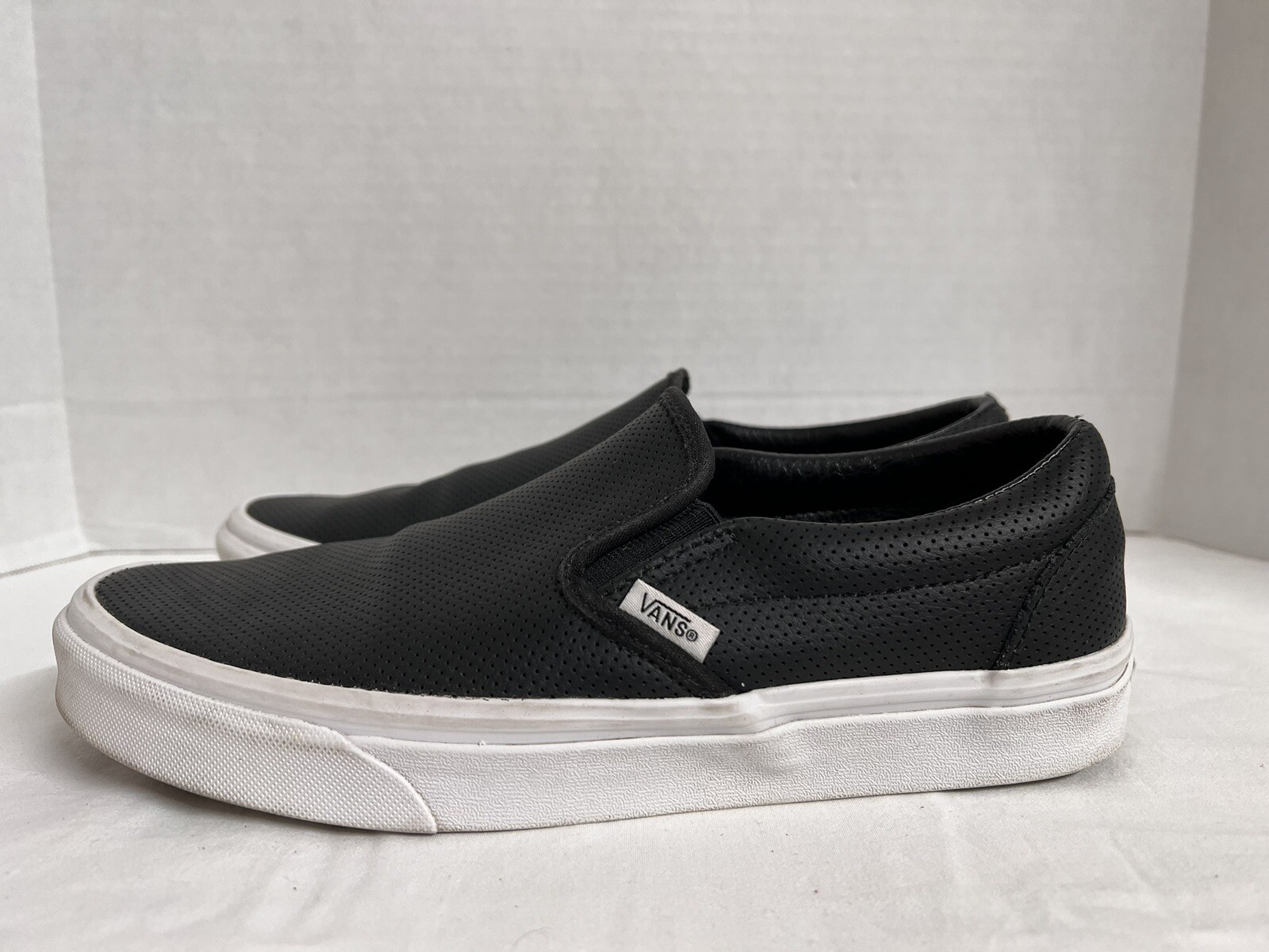 Vans Slip On Womens 9 Black Perforated Leather skatin… Gem