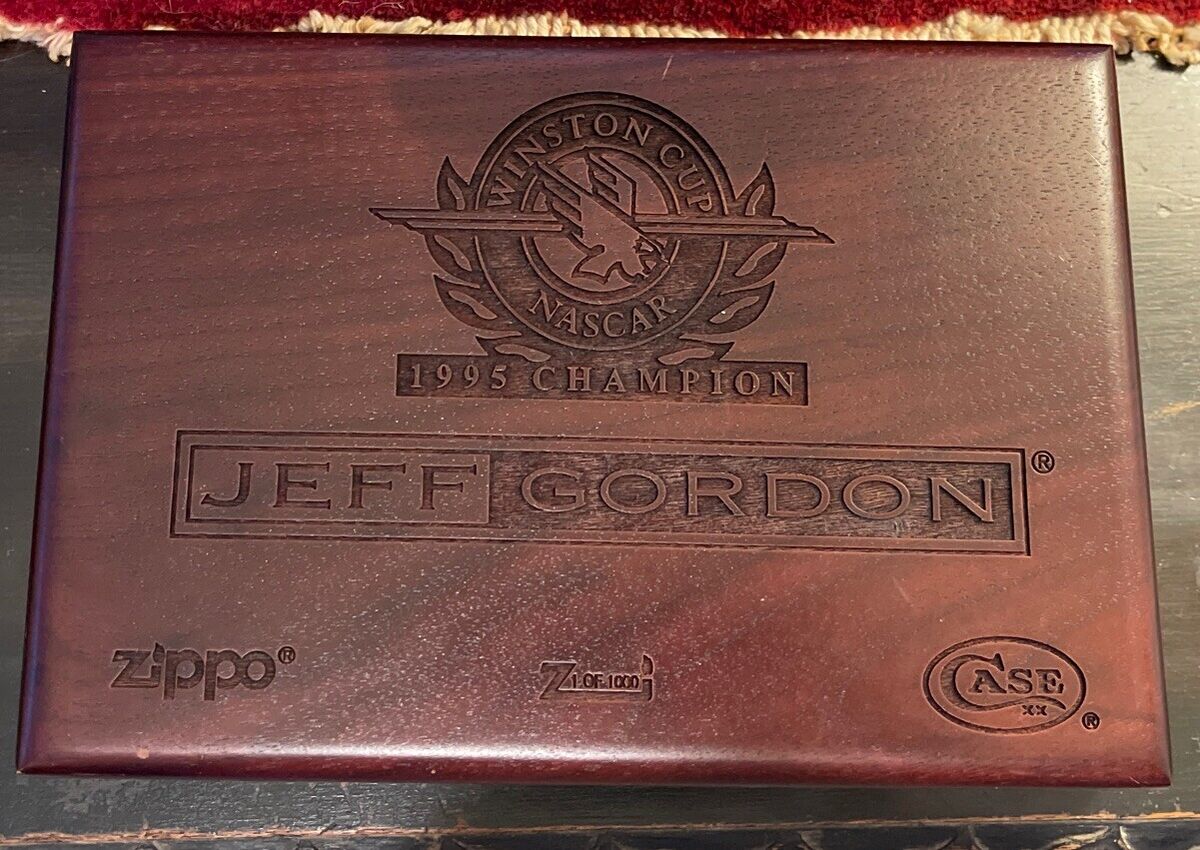 Zippo Winston Cup 1995 Champion Jeff Gordon Lighter And Case Zippo Winston Cup 1995 Champion Jeff Gordon Lighter And Case
