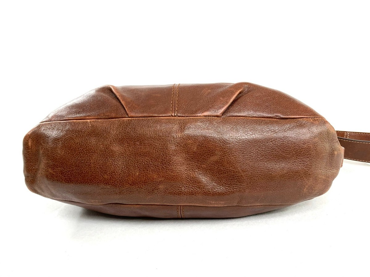 Coach Z Brown Leather Z23987 Medium Flap Shoulder Duffle Bag Coach Z Brown Leather Z23987 Medium Flap Shoulder Duffle Bag