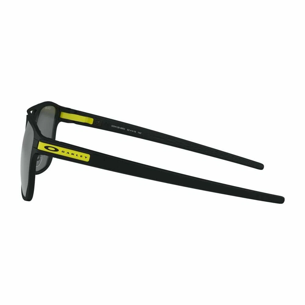VR46 Official Valentino Rossi OAKLEY Latch Alpha Sunglasses