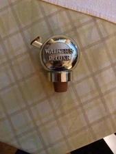 Walker’s Deluxe Bourbon Bottle Stopper & Pour Spout- Excellent