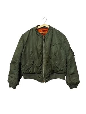 実物 ALPHA INDUSTRIES 70s USAF MA-1 M VTG 1970s USAF ALPHA INDUSTRIES MENS M GREEN VIETNAM MA-1 FLYER
