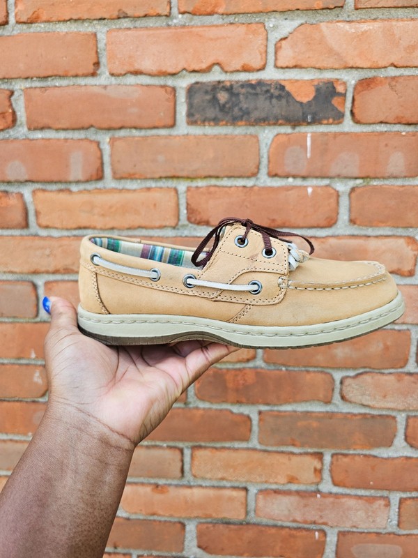 Bass Women’s Tan Leather Boat Shoes Size 7M