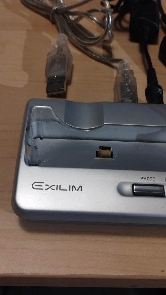 Casio USB Cradle Ca-24 Exilim With Power And USB Cord Tested NO CAMERA - Image 3 of 4