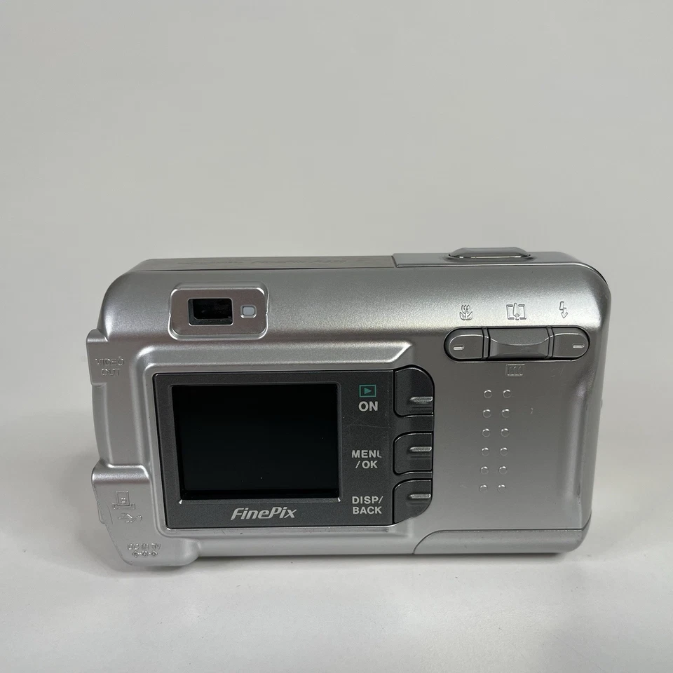 Fujifilm Digital Camera FinePix A330 3.2MP Digicam Y2K Silver Tested Working! - Image 4 of 4