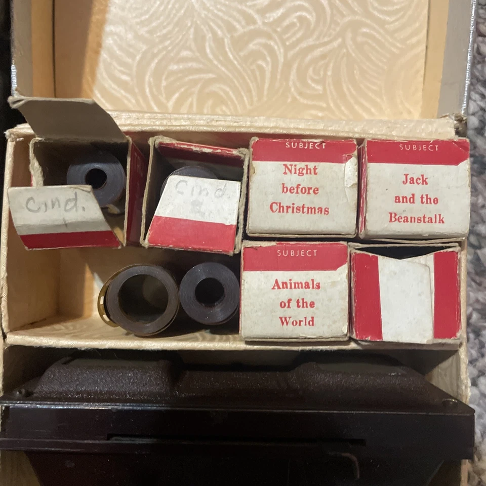 Tru-vue Viewer Film Strip Box Box Lot All G Rated Except One Naughty Burlesque - Image 2 of 4