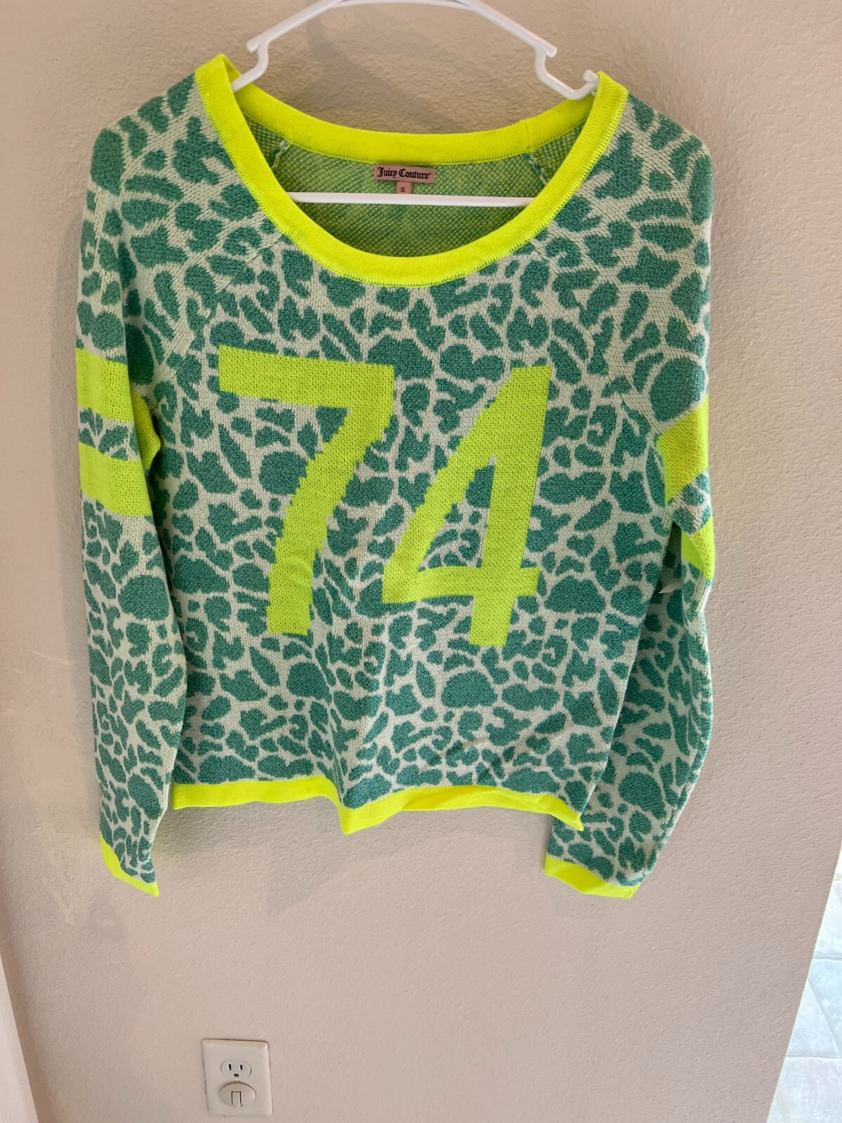 Picture 1 of 2