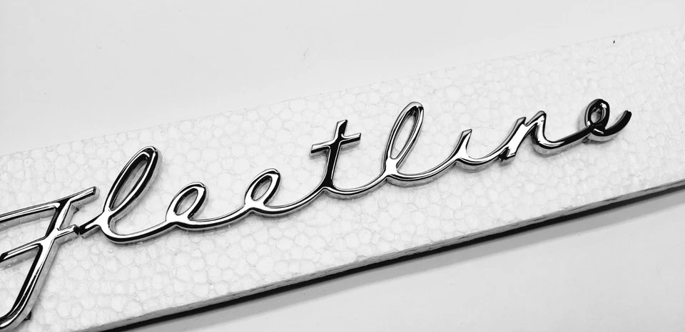 1942-1948 Chevrolet Fleetline Chrome porta-malas emblema roteiro 1941 1946 1947 - Imagem 4 de 4