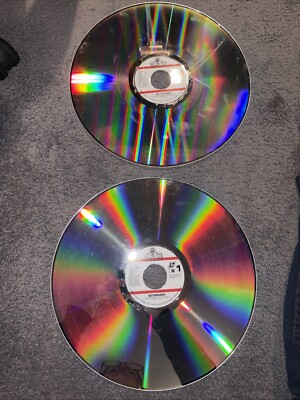 Laserdisc - Roger Moore  James Bond 007 - Octopussy - 2 Discs. No Box