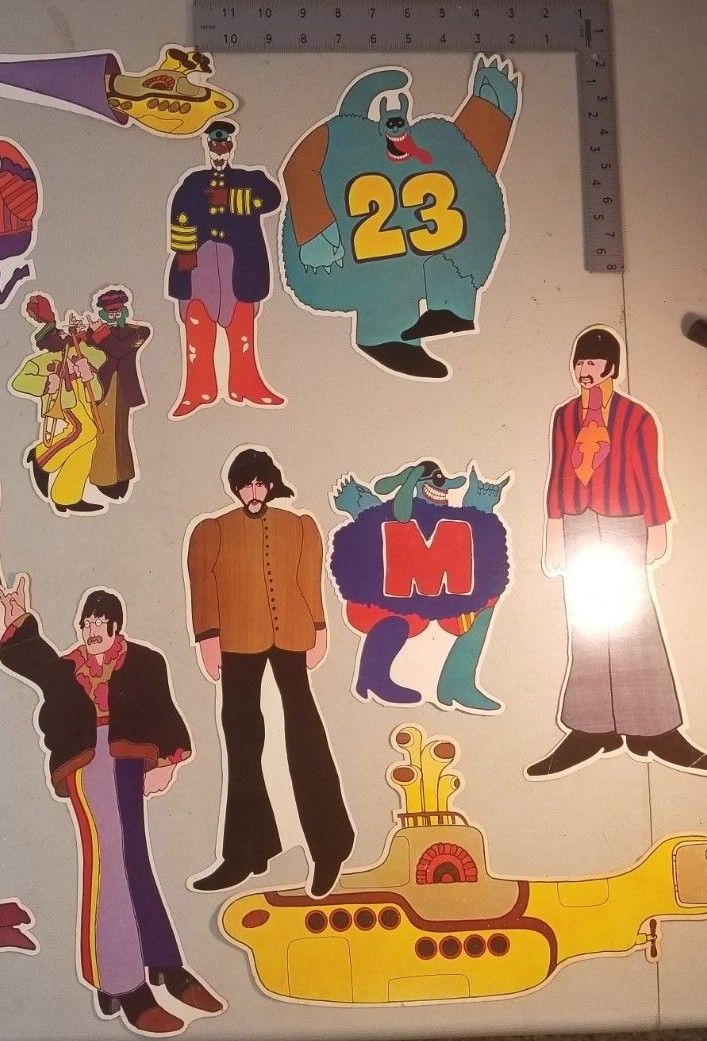 VINTAGE 1960'S YELLOW SUBMARINE COLLECTION OF BEATLES CUT