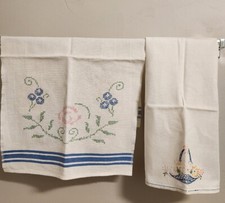 Vintage 2PC Floral Embroidered DISH TOWELS Kitchen 30"x34", 14"x25" Excellent