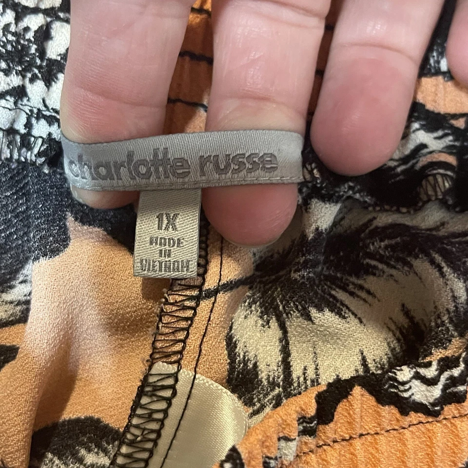 Pantalones Cortos Chalotte Russe Coloridos Lindos Palmera Verano Fluidos Talla L Pom Pom Ribete Foto 3 de 4