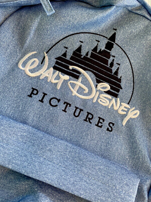NEW with TAGS AUTHENTIC WALT DISNEY PICTURES LIMITED EDITION  display picture 3