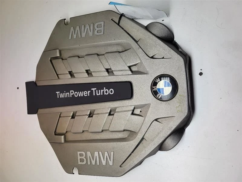 BMW 750LI F02 2011 cubierta del motor Foto 2 de 4
