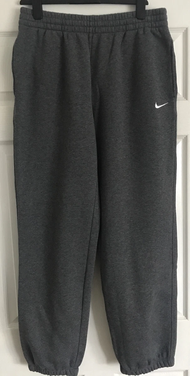 Large nike sweatpants 2025