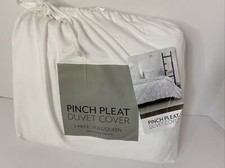 Pinch Pleat Duvet Cover Set With 2 Shams White Queen 96x96 In G-25