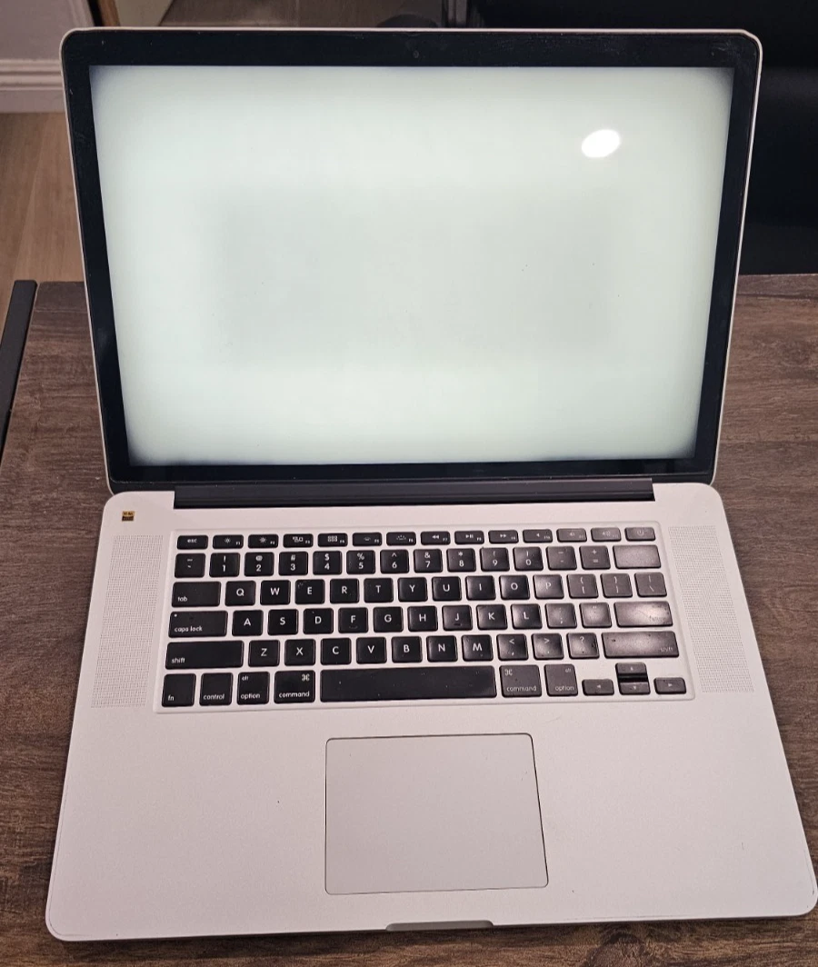 Las mejores ofertas en Portátiles Apple MacBook Pro 2015 de 15,4