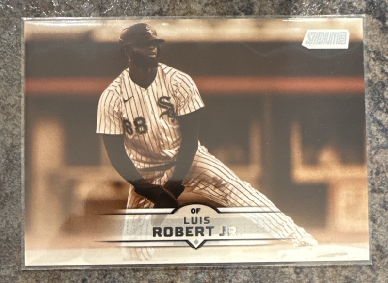 Topps Stadium Club Sepia Luis Robert Jr. #87 Chicago White Sox 2025