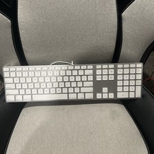 Apple A1243 USB Wired Standard Keypad - White