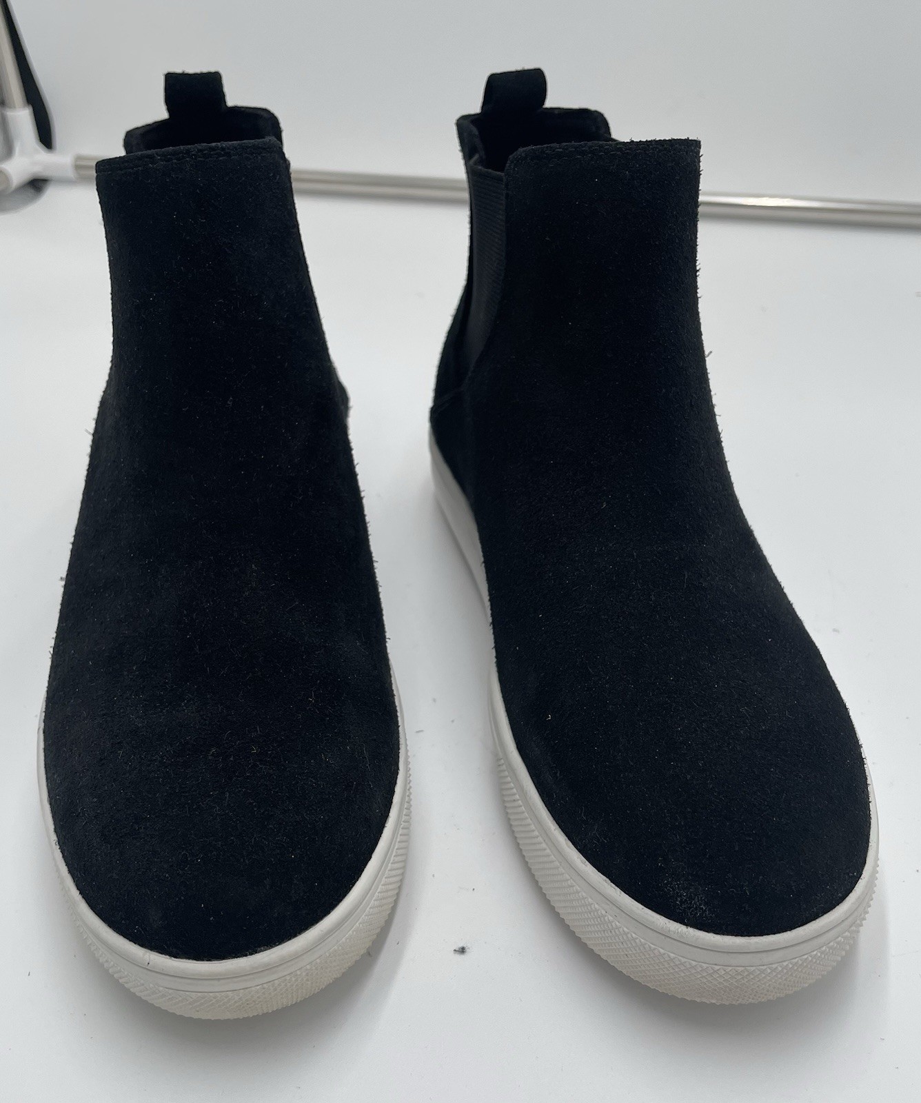 Blondo Waterproof Suede Ankle Boots Women 6.5 M Black Chelsea Sneakers