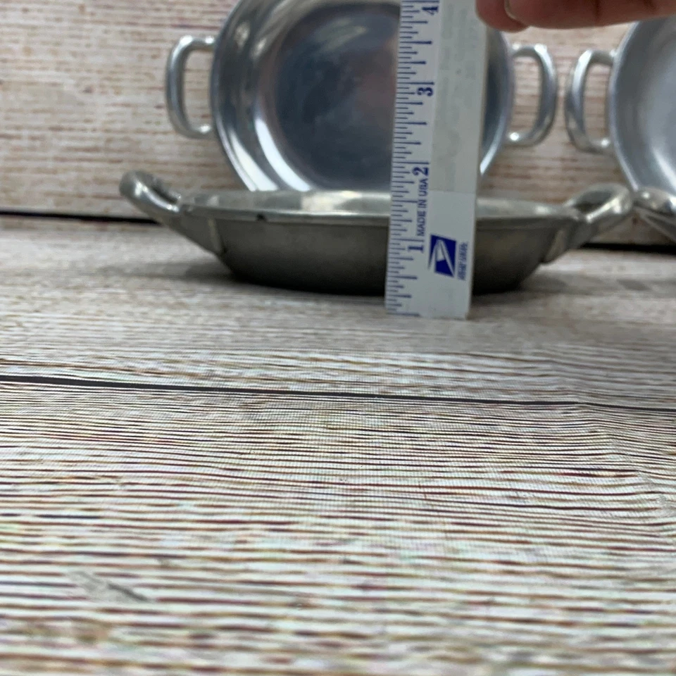 Винтажные оловянные чаши с ручкой Wilton: стиль королевы Анны, набор из 4 - Изображение 4 из 4