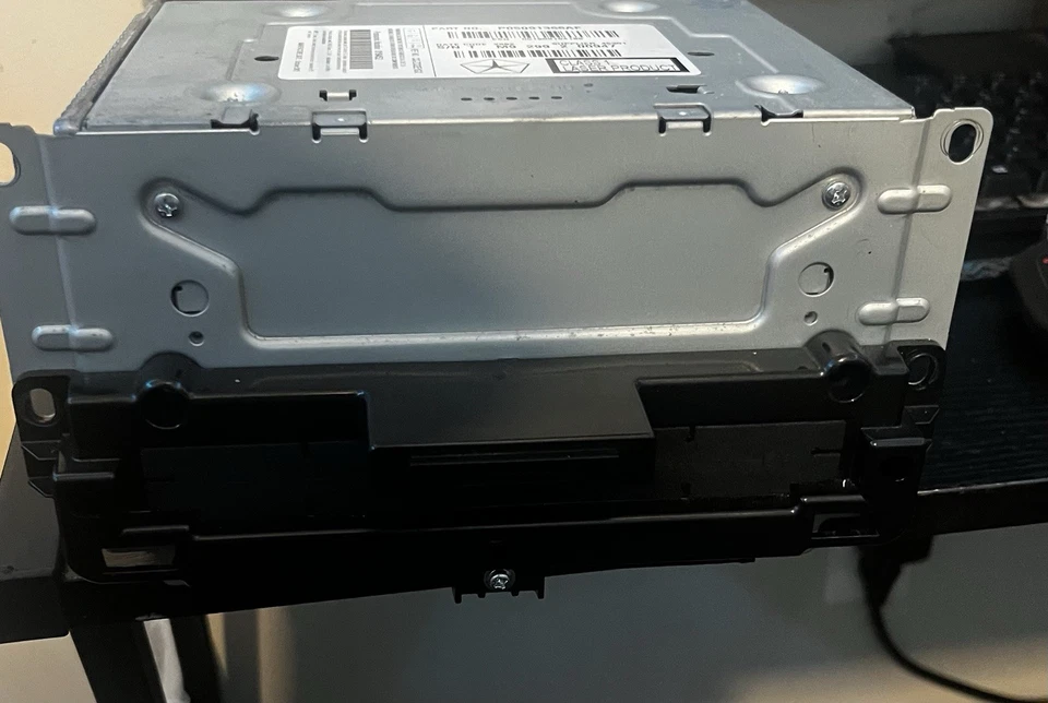 2013 Chrysler 300 A/C переключатель контроллер и радиоинтерфейс - Изображение 4 из 4