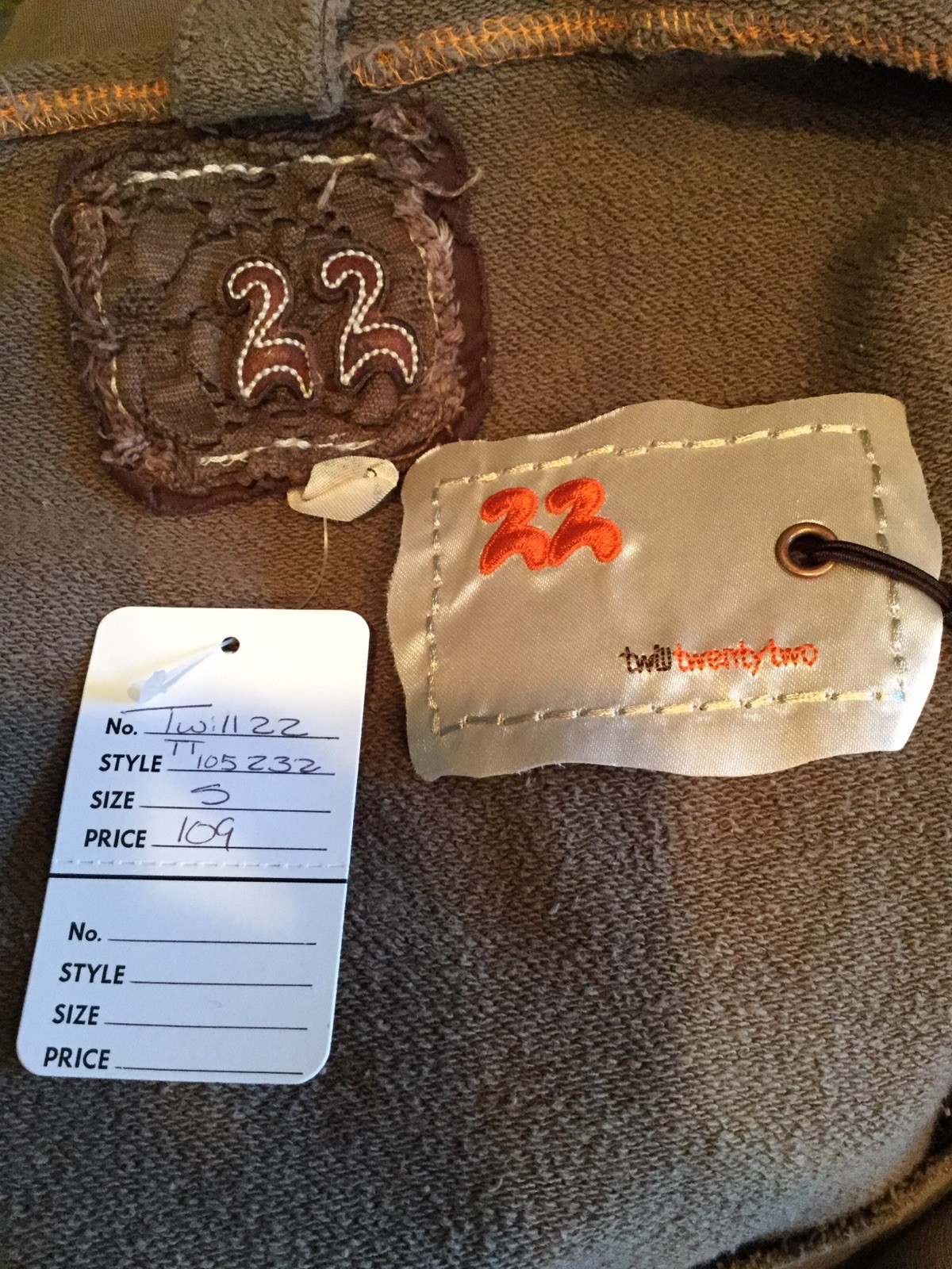 Picture 3 of 4