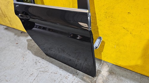 BMW 5 SERIES F10 SALOON 520D 530i 10-2014 REAR RIGHT COMPLETE DOOR IN BLACK 475 - Picture 4 of 9