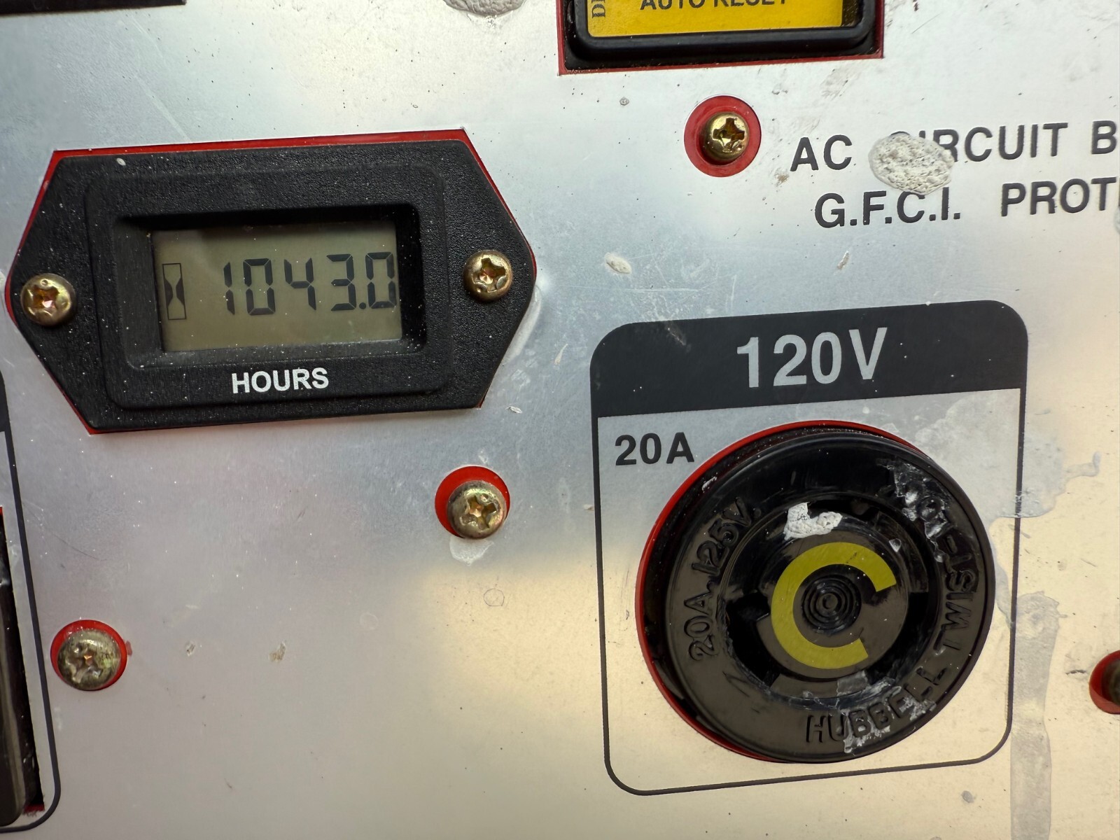 MULTIQUIP GA-3.6HR 3,600 WATT PORTABLE GENERATOR - HONDA ENGINE ONLY 9 HOURS