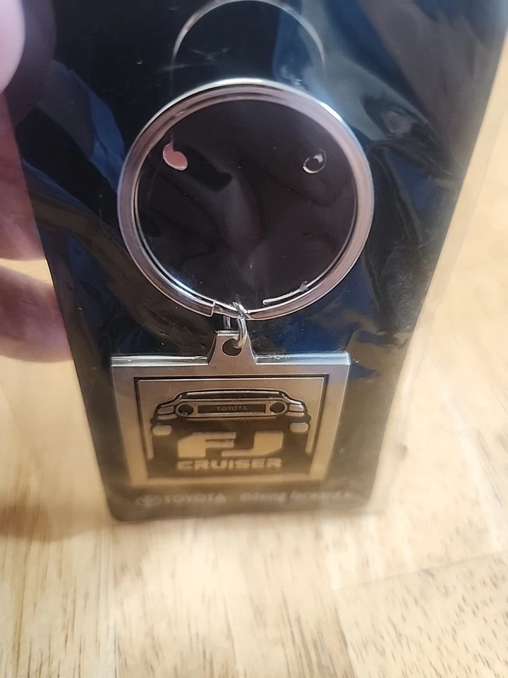 Toyota FJ Cuiser Trail Teams  Key Chain OEM NEW HTF - Image 4 of 4