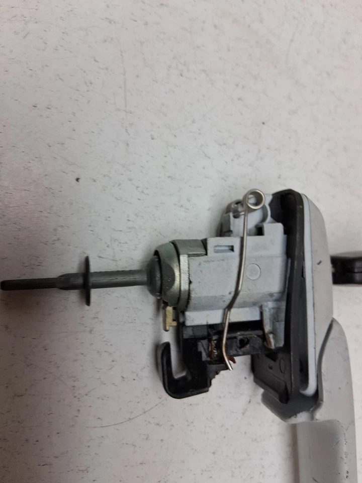 VW Clásico Jetta Golf Cabrio genuino. manija puerta exterior 1HM839205AGRU Foto 3 de 4