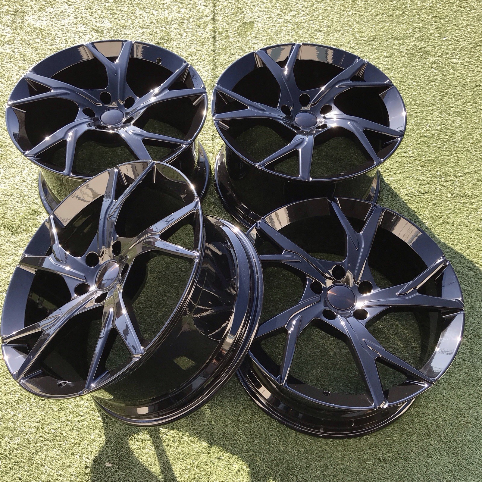 21 ASTON MARTIN DBS SUPERLEGGERA Y SPOKE GENUINE BLACK RIMS OEM GENUINE SET 4