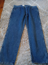 Size 44x30. NEW Wrangler Authentic Men's Jeans Regular Fit