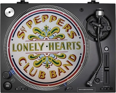 THE BEATLES - SGT PEPPERS LONELY HEARTS CLUB B 12" (INCH) - TURNTABLE SLIPMAT.