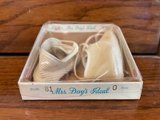 Mrs. Day's Ideal Baby Shoes Corduroy Style 81 Size 0 Corduroy