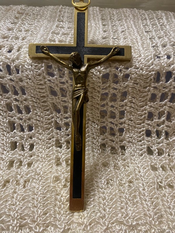 Vintage   cross brass with  inlaid Ebony wood 7 7/8” Crucifix