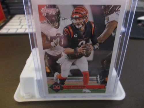 Joe Burrow #R93-17 card