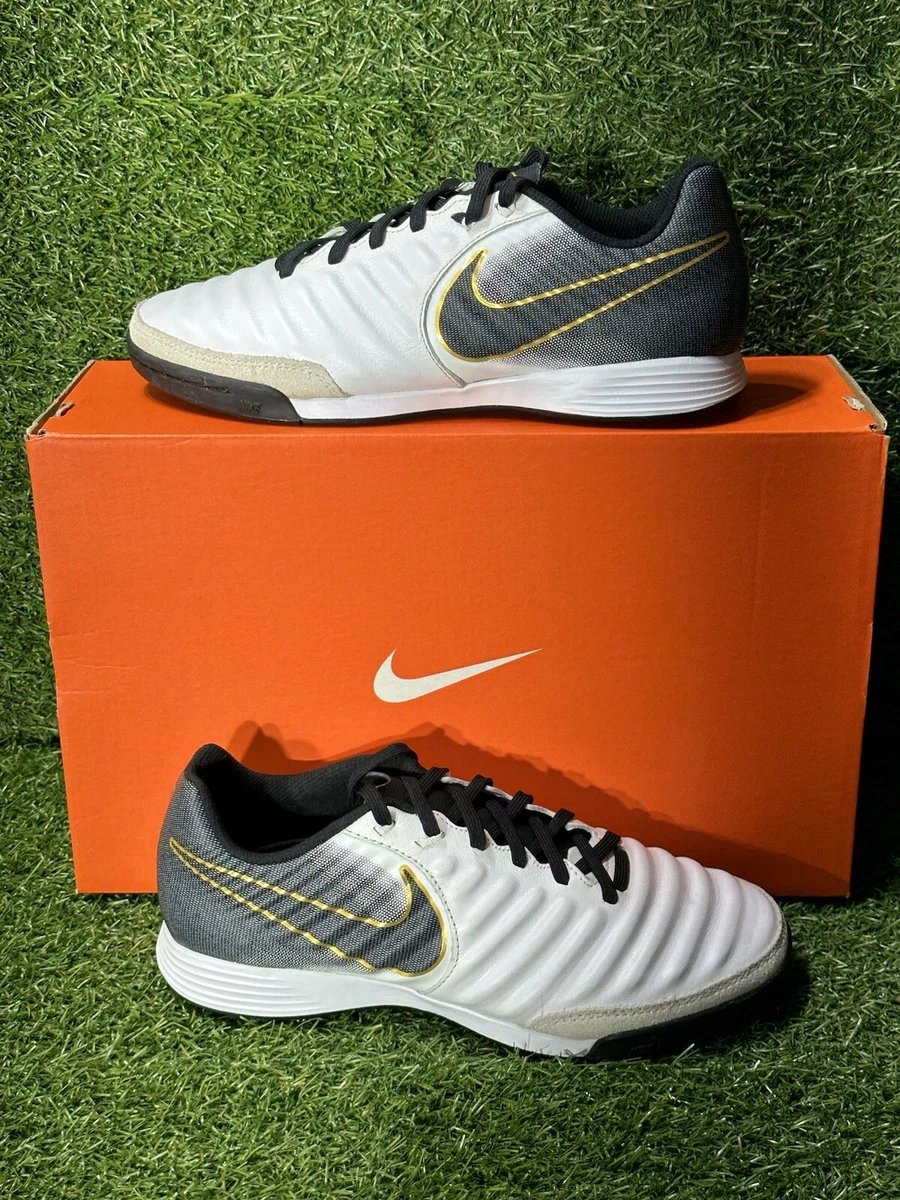 procedimiento Bajo mandato Indomable NIKE TIEMPO LEGEND 7 Academy Indoor Soccer Shoes Size 6 Men's AH7244-100 |  eBay