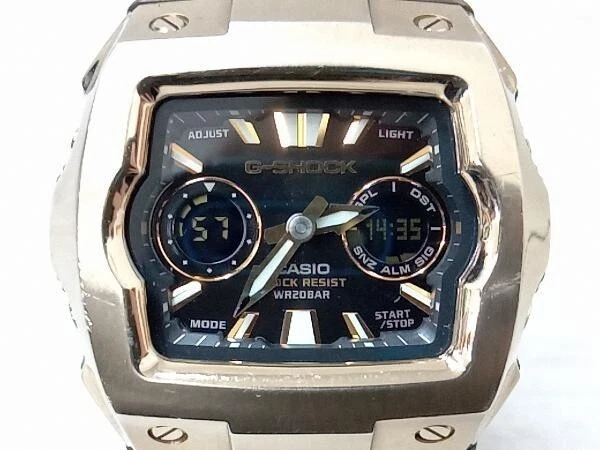 CASIO G-SHOCK G-011BD Battery Operated Quartz Black Gold Men's