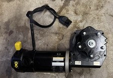 Pride Mobility Quantum Rehab Q6 Edge 3 Motor - Right w/ suspension plate