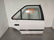Porte arrière et accessoires Peugeot 405