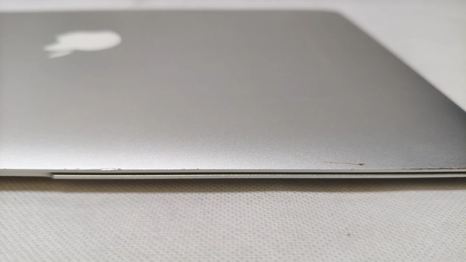 Apple MacBook Air 13" 2014 · i5 · 4GB · 256GB, photo 4 of 5
